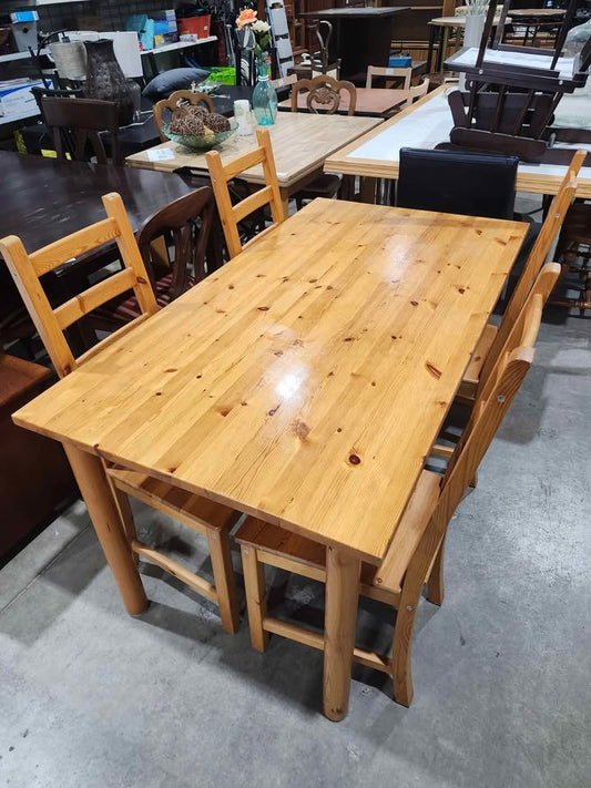 Pine Wood Dining Table with 4 Chairs