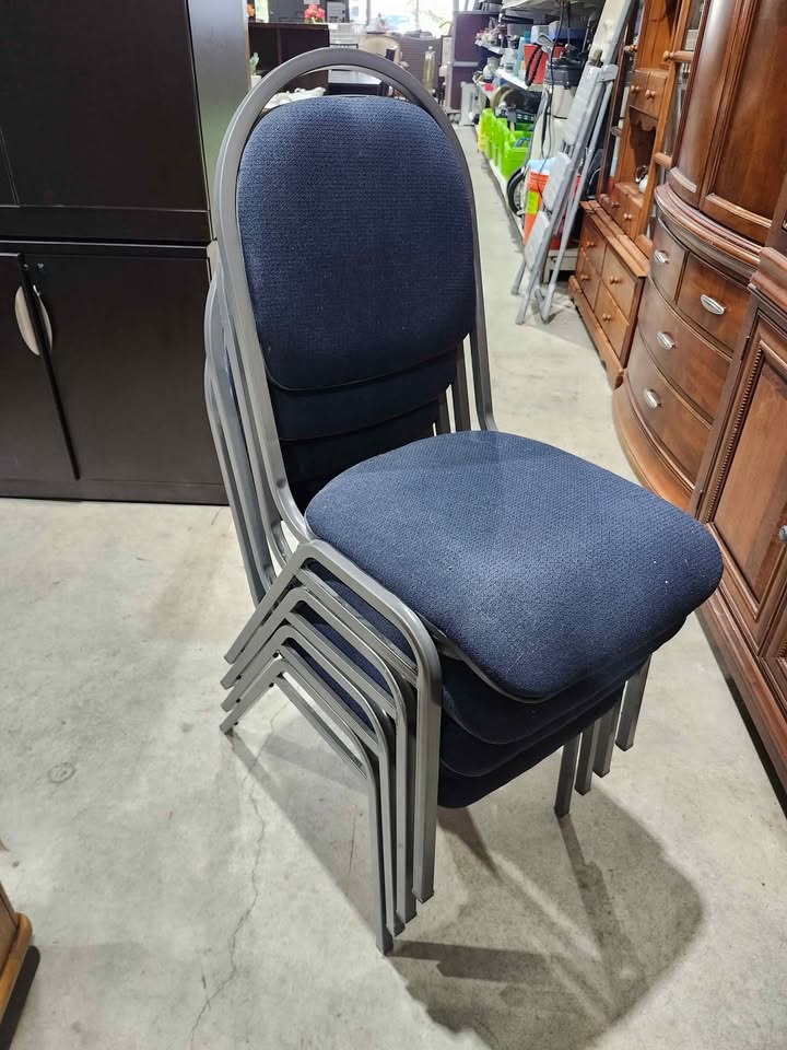 Cosco Stacking Chairs - Set of 4