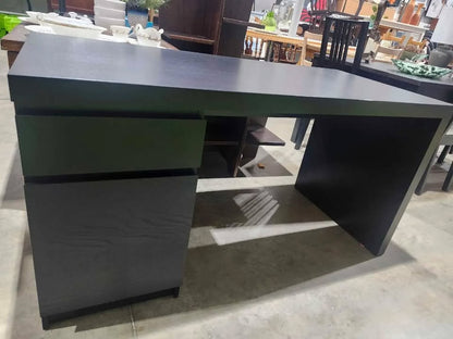 Ikea MALM Desk - Black
