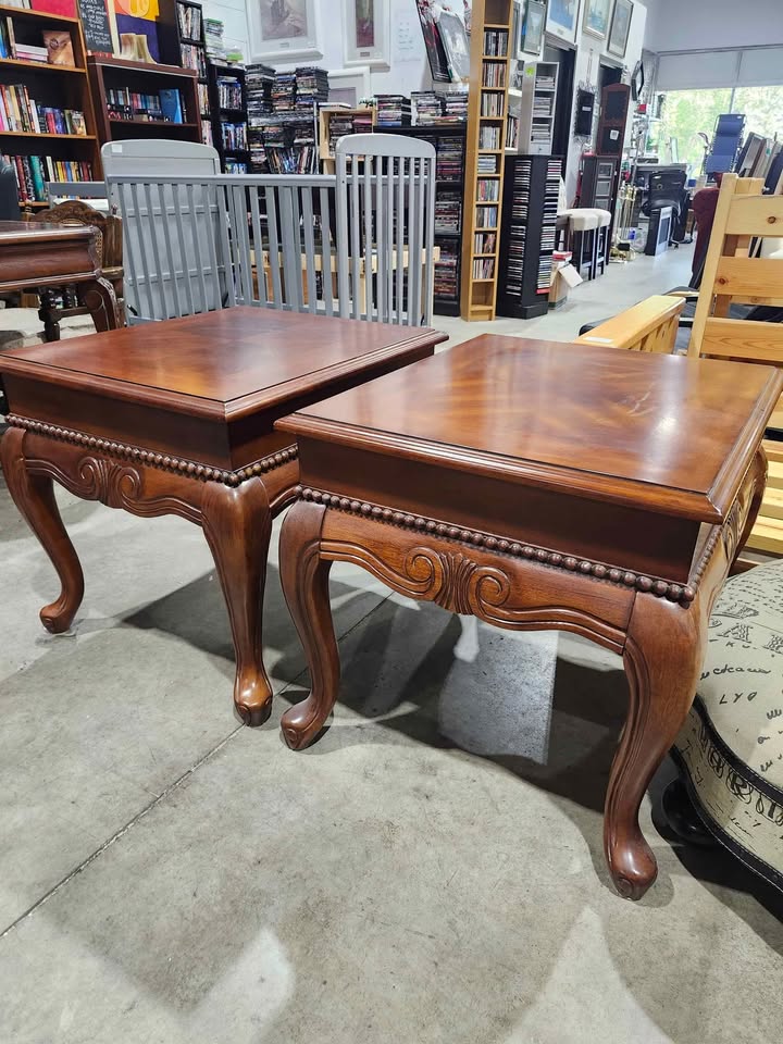 Solid Wooden Traditional End Tables