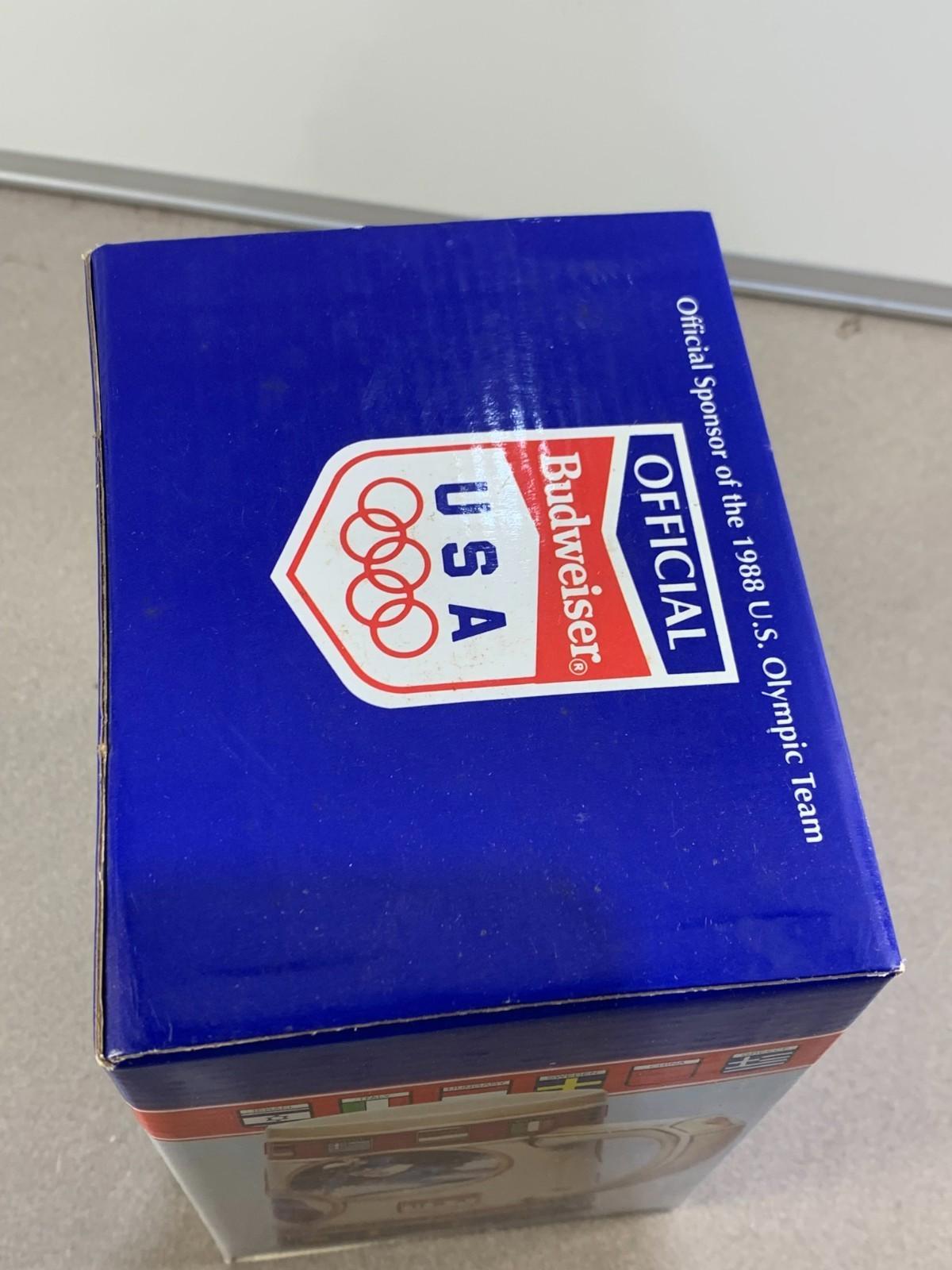 Chope à bière Budweiser des Jeux olympiques d'hiver de Calgary 1988, neuve en boîte