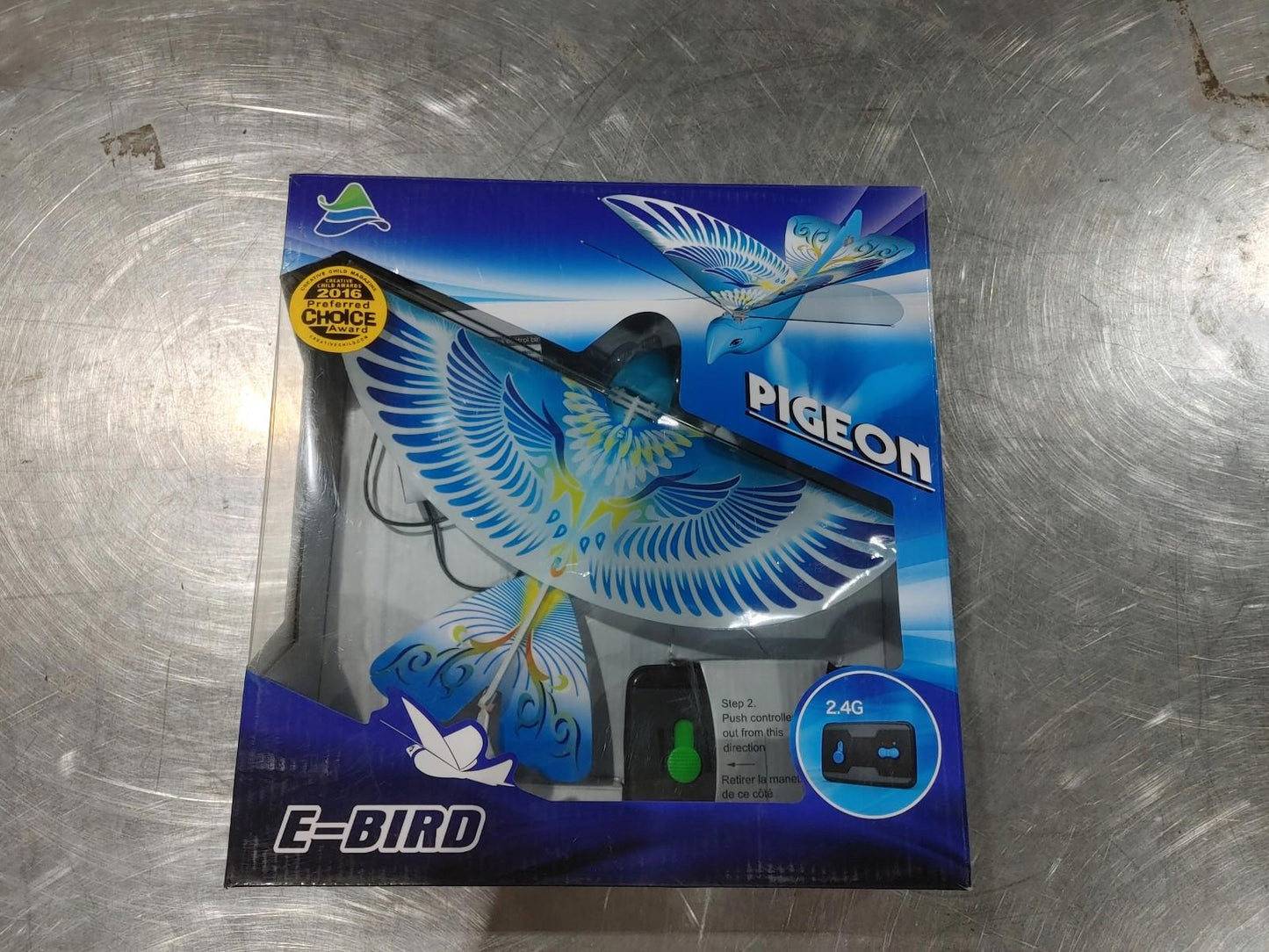 EXCELLENT CONDITION In Box Pigeon E-Bird Wireless Flying Bird Toy Blue