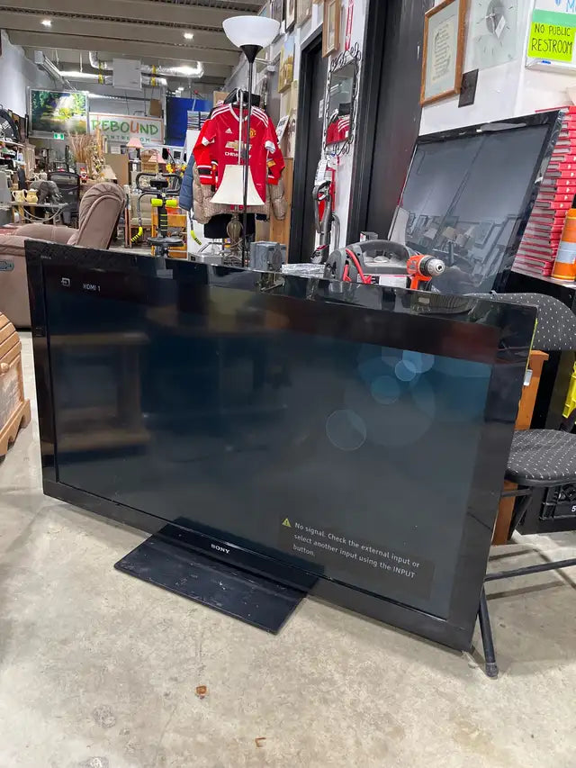 Sony Bravia LCD 60” TV