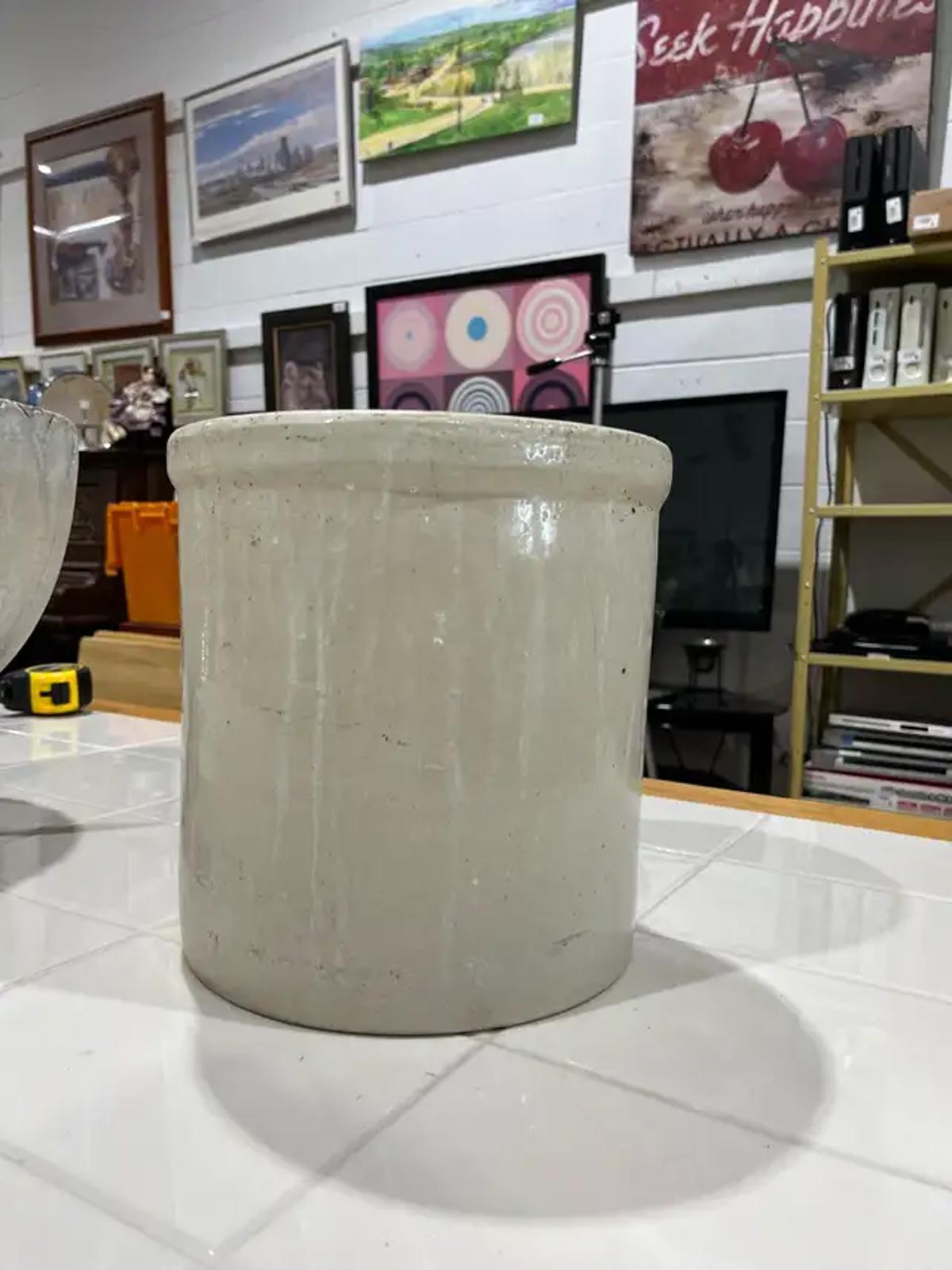 Ceramic vintage style planter