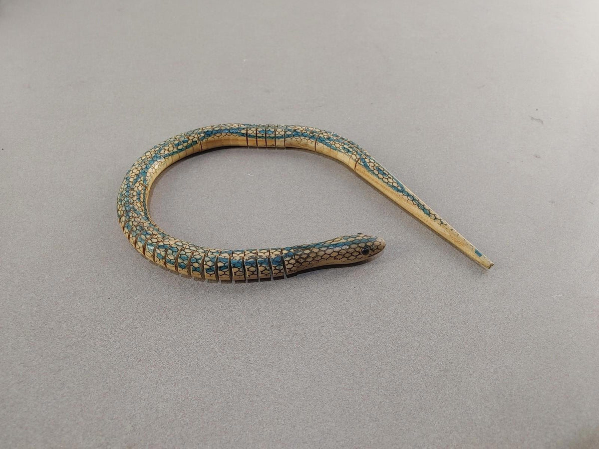 BON ÉTAT SERPENT EN BOIS VINTAGE sculpté à la main serpent flexible qui ondule et rampe