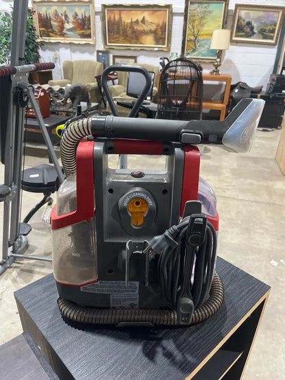 Hoover wet vacuum cleaner