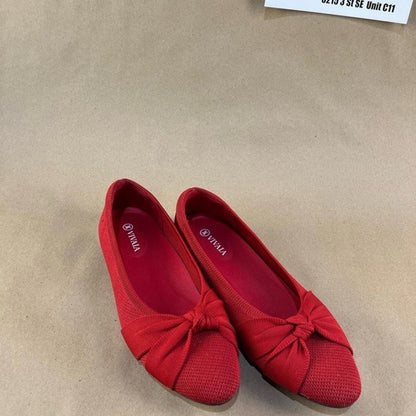 Vivaia Women’s Aria 5° Pointed-Toe Ballet Flats Ruby Red