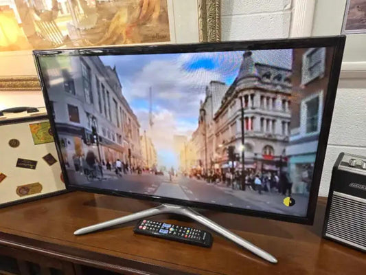 Samsung 32" Smart TV