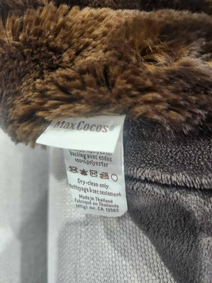 Max Cocos Faux Fur Throw Blanket