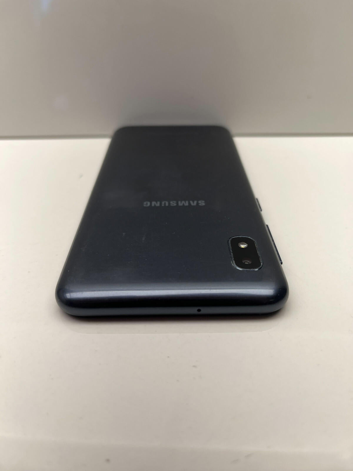 Samsung Galaxy A10e SM-102W FOR PARTS