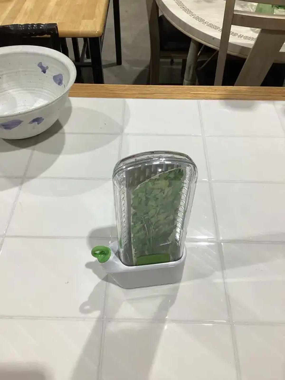 Prepara Herb Saver