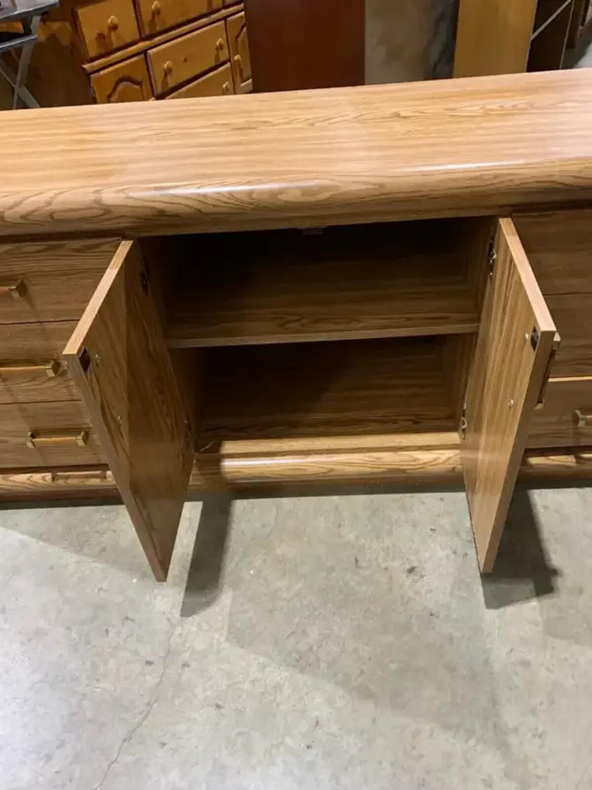 Palliser Oak Vaneer Dresser