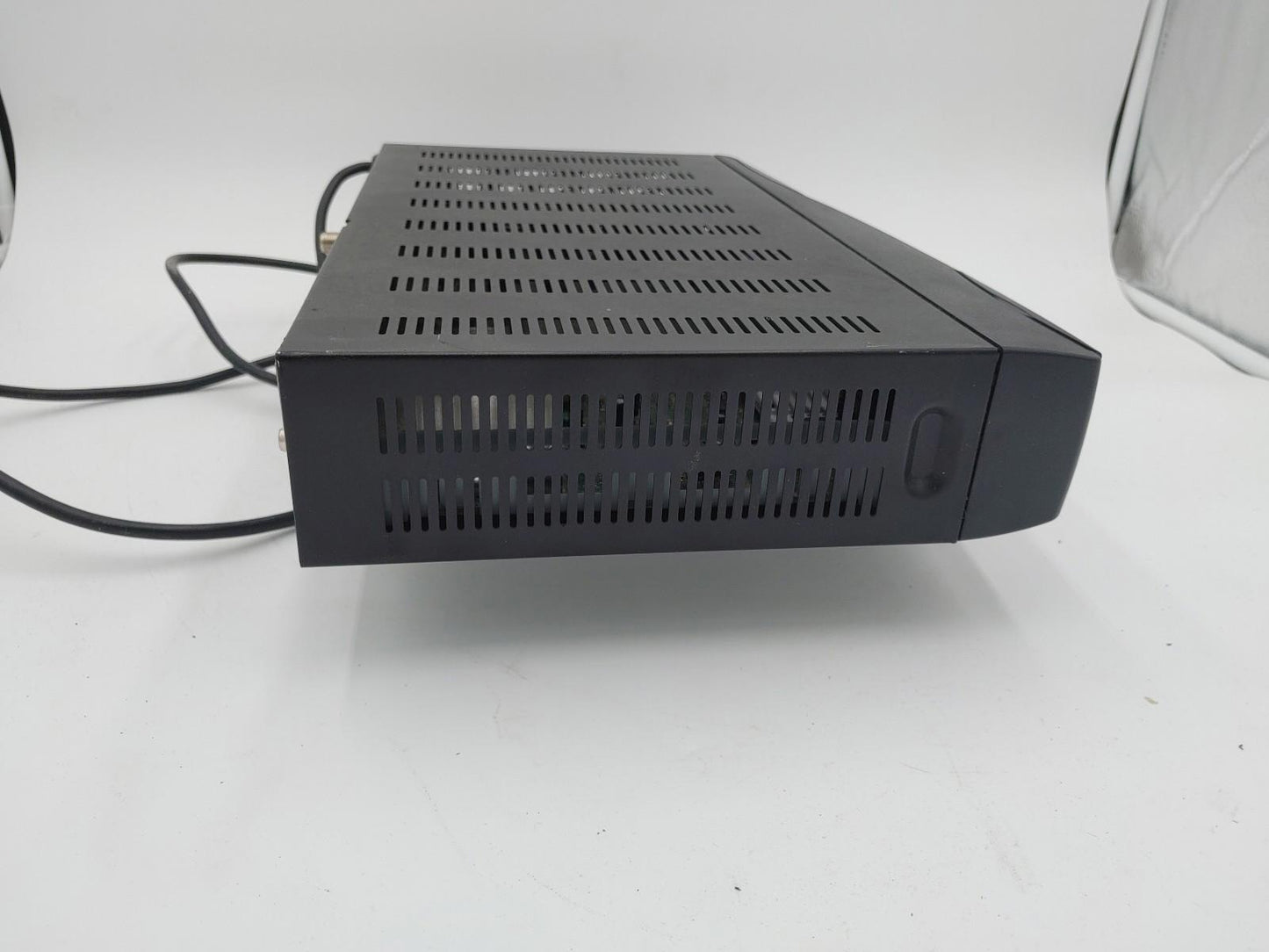 Good Condition Bell ExpressVu 2700A MPEG2 Digital Satelite Receiver Power Tested