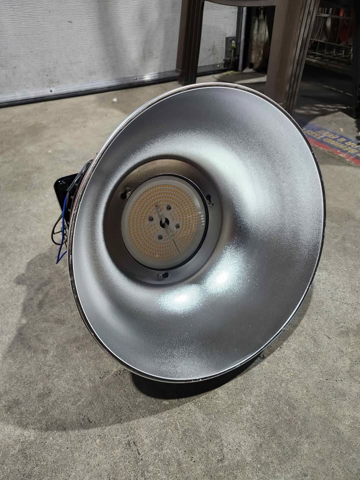 LED high bay light fixture model HB3-2004-2 - 11 available