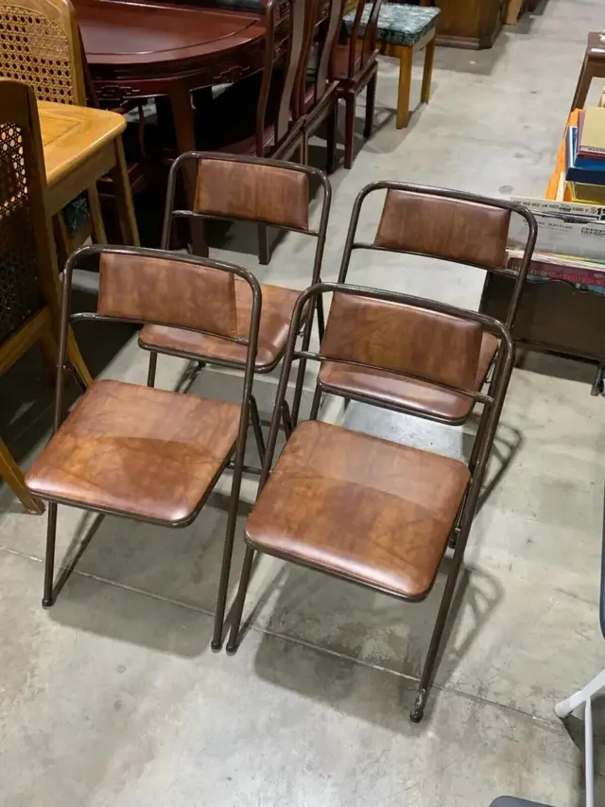 Set of 4 Vintage Brown Folding Chairs