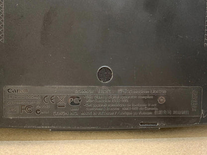 Canon CanoScan LiDE 210 Color Flatbed Scanner
