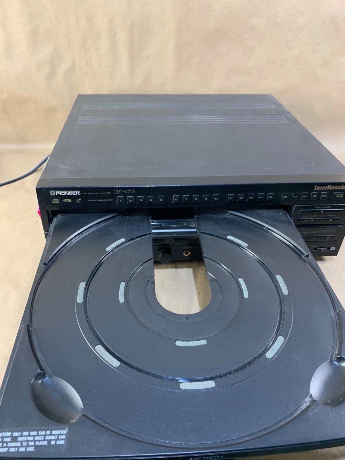 Vintage Pioneer Karaoke Laser Disc Player CLD-V710 Made in Japan 1990