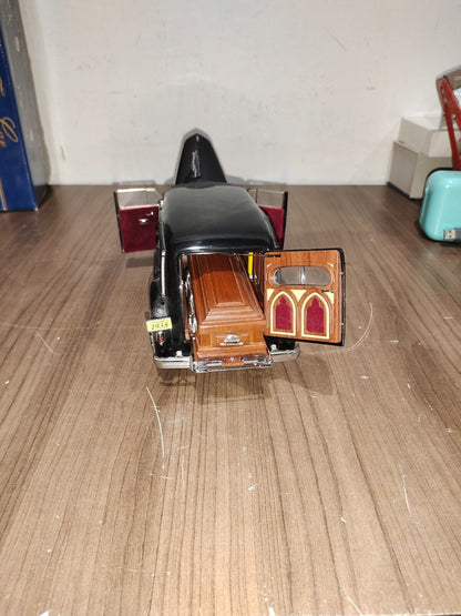 Precision Miniatures 1938 Cadillac Town Car Custom Carved Panel Hearse 1:18 SEE