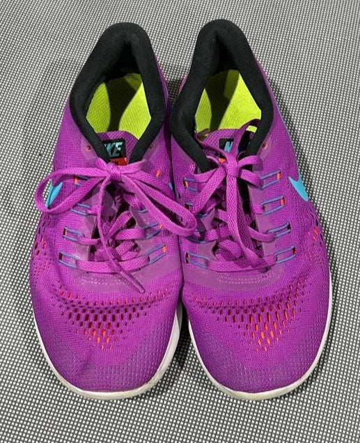 Nike Free Run Size 6 Women's Running Shoes Fuchsia