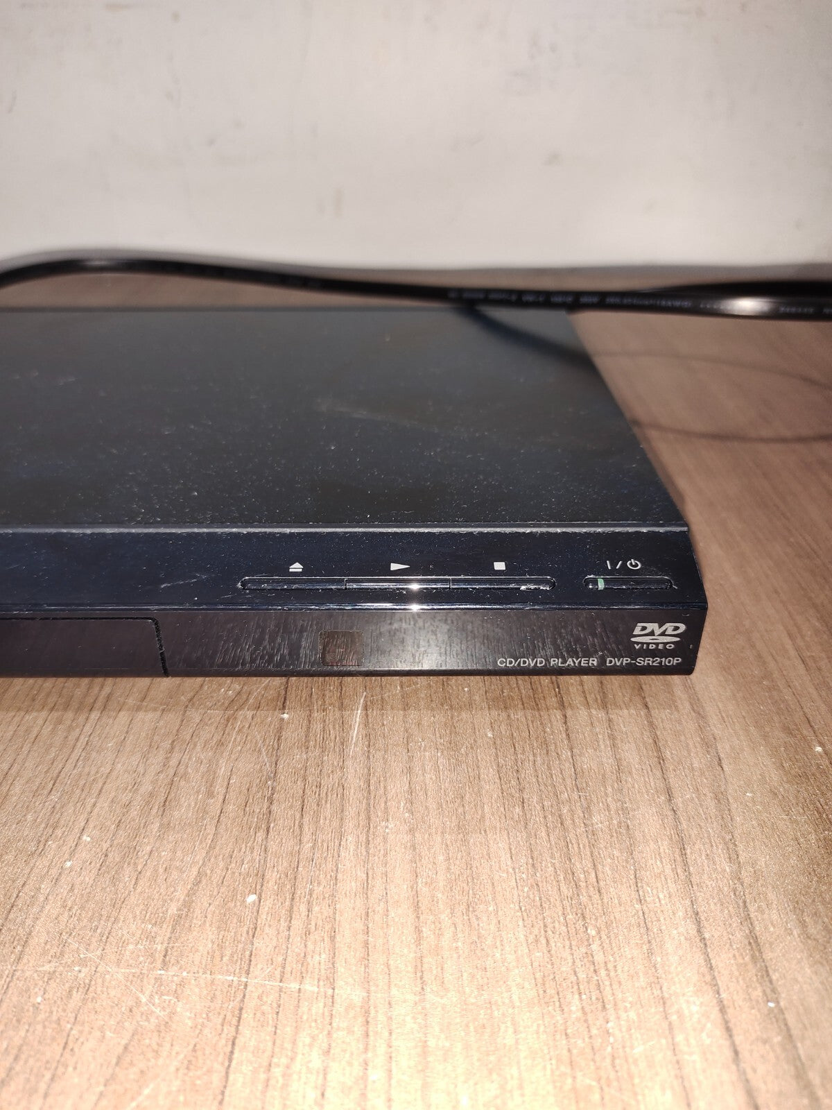 Sony Progressive Scan CD and DVD Player - Black - DVP-SR210P