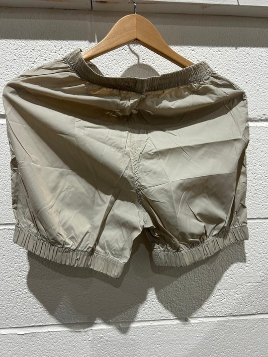 Day Dance Girl's Shorts Size M Color Beige