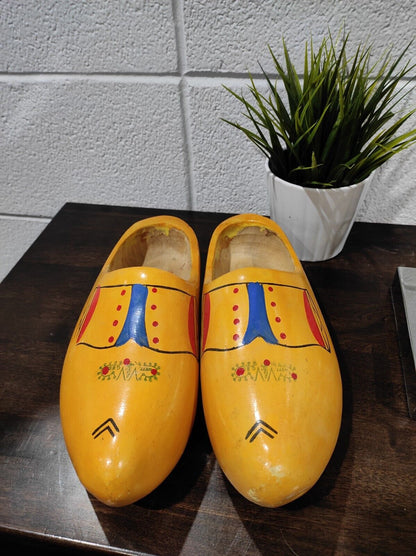 DUTCH WOODEN GARDEN CLOGS SHOES Size 23 Yellow US 5 / 5.5 Handmade Carved Wood