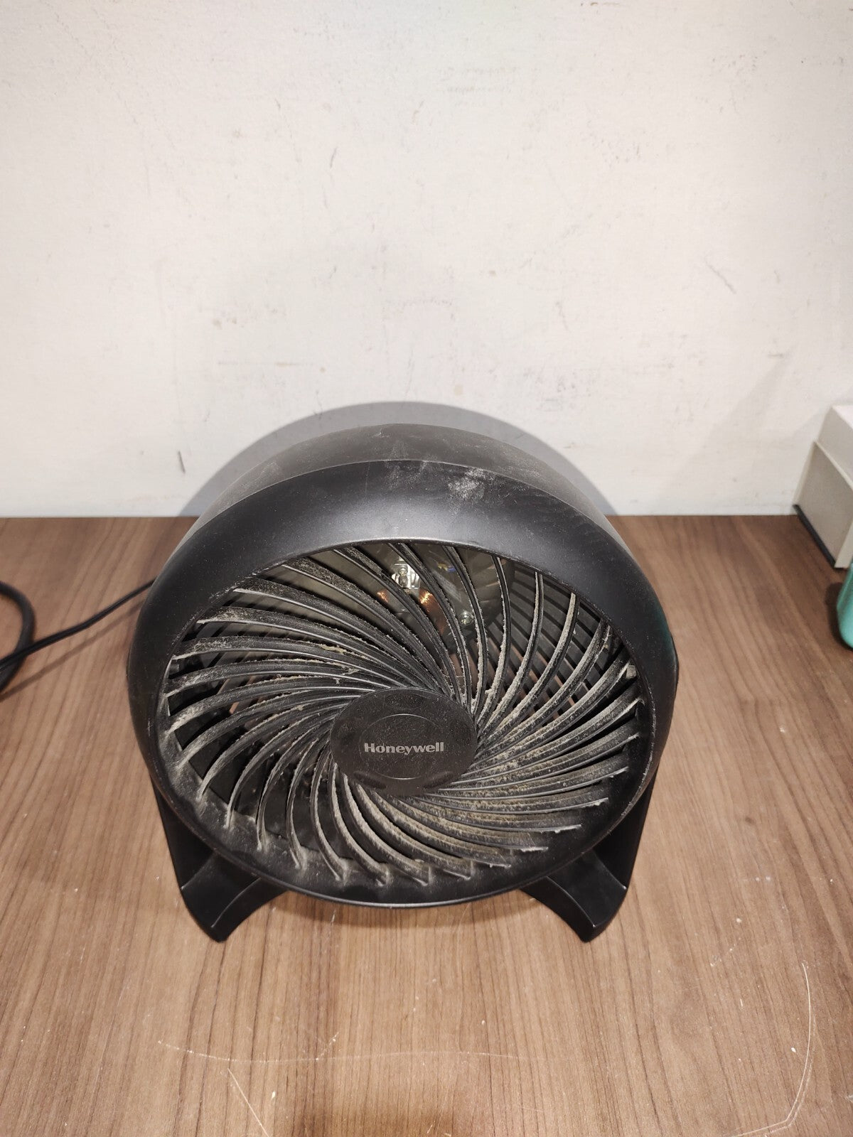 Honeywell HT-900 TurboForce Power Electric Air Circulator Fan 3 Speed 9" Black
