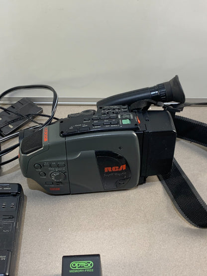 RCA Small Wonder VHS-C Camcorder Video Camera CC176 Tested & Working