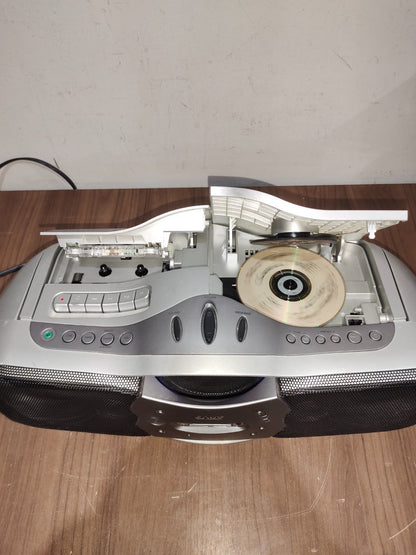 Sony CFD-F17CP CD - Radio - Cassette Recorder Boombox