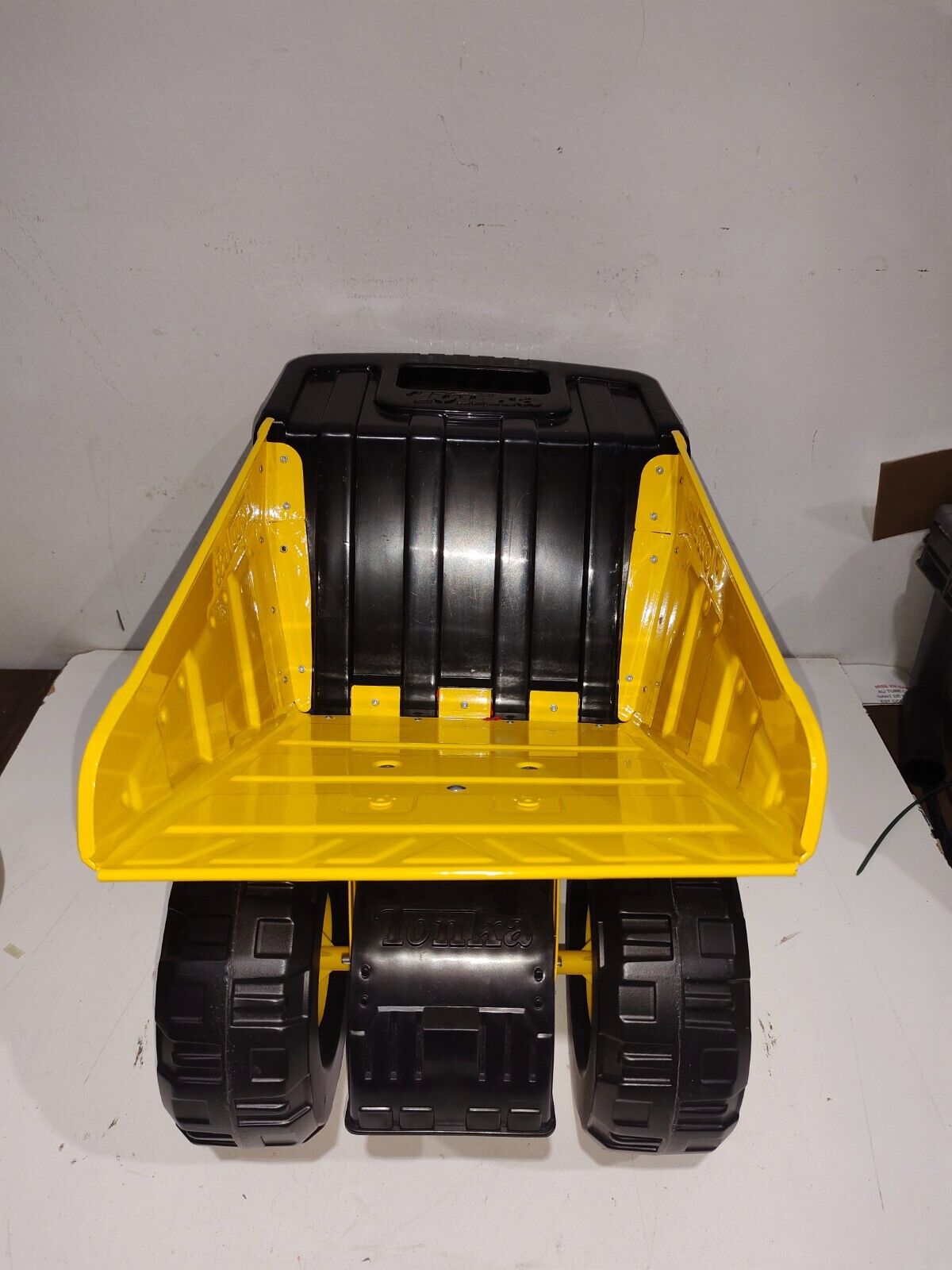Tonka Steel Classics 952 Mighty Dump Truck Toy Big Metal 06025