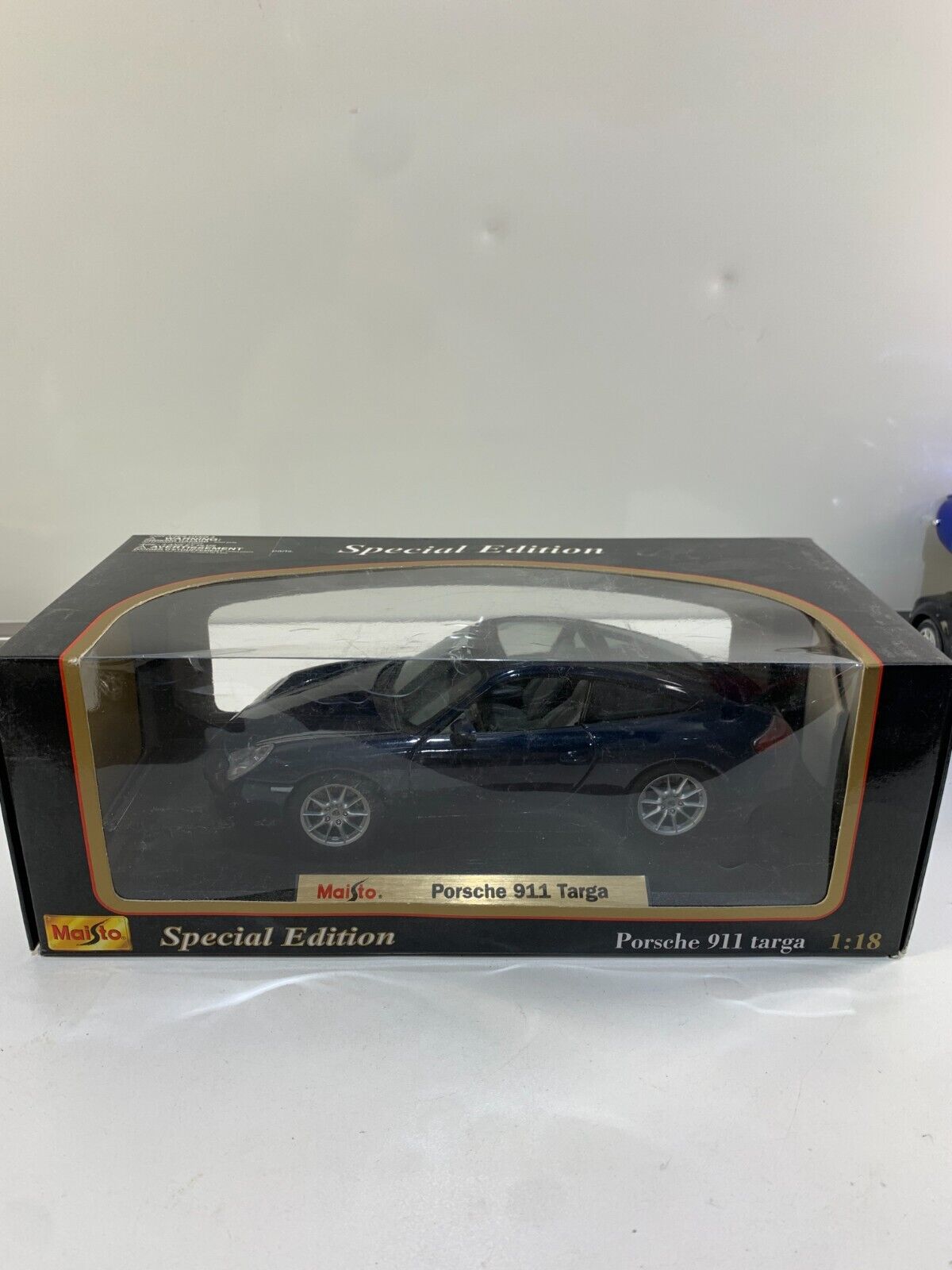Porsche 911 Carrera Targa Blue 1/18 Diecast Car Model by Maisto 31627