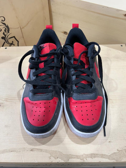 Nike Court Vision Low Junior Trainers Size 4Y Red Black