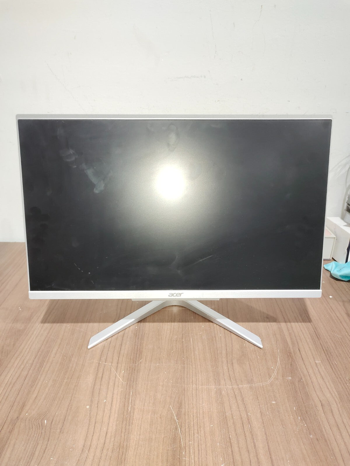 Acer Aspire C24-865 24" Windows 10 Home Intel i3 - 8GB RAM 1TB SSD