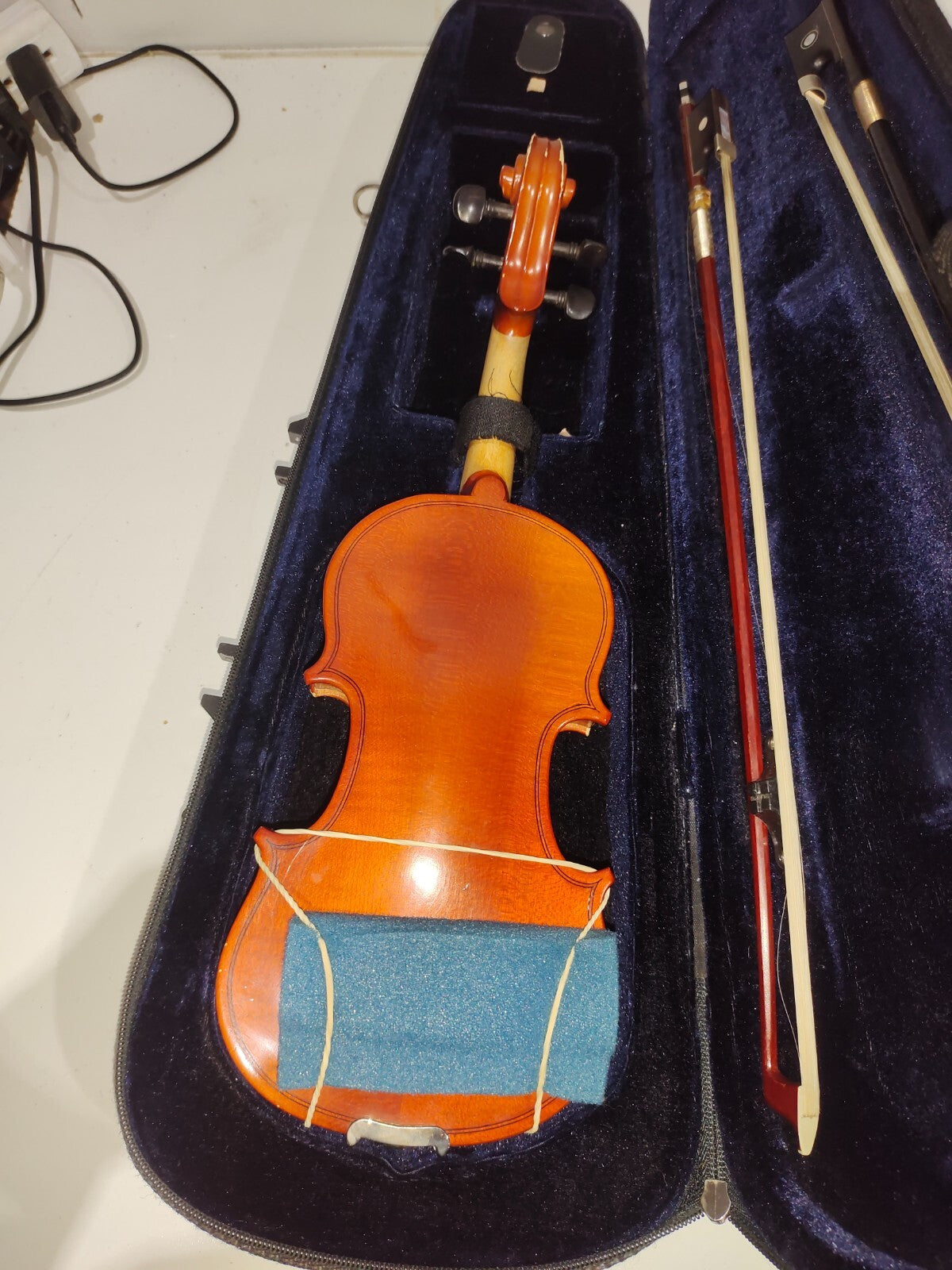 ADVANCED 4/4 SIZE VIOLIN, Helicore Strings + Despiau Bridge +Case +Bow +Rosin
