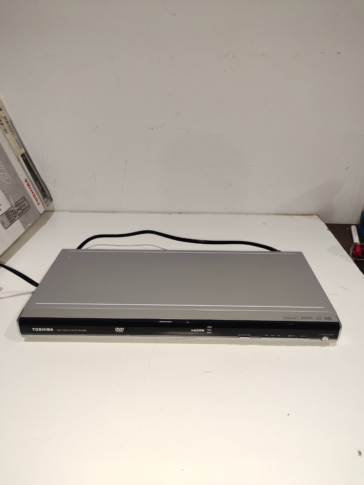 TOSHIBA SD-4990 DVD Video Player