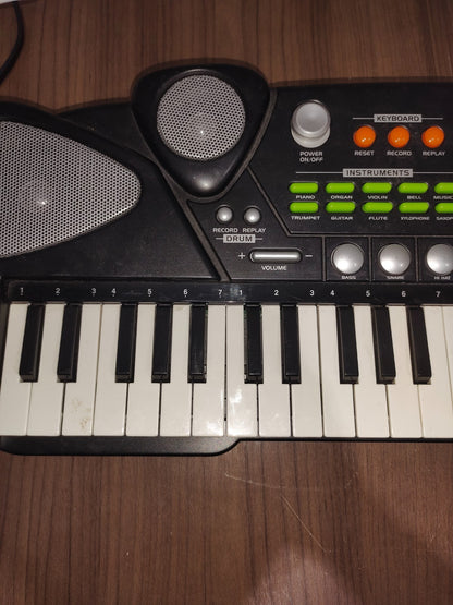 Kawasaki Silver 49 Key Keyboard Piano Battery Operated Multifunction