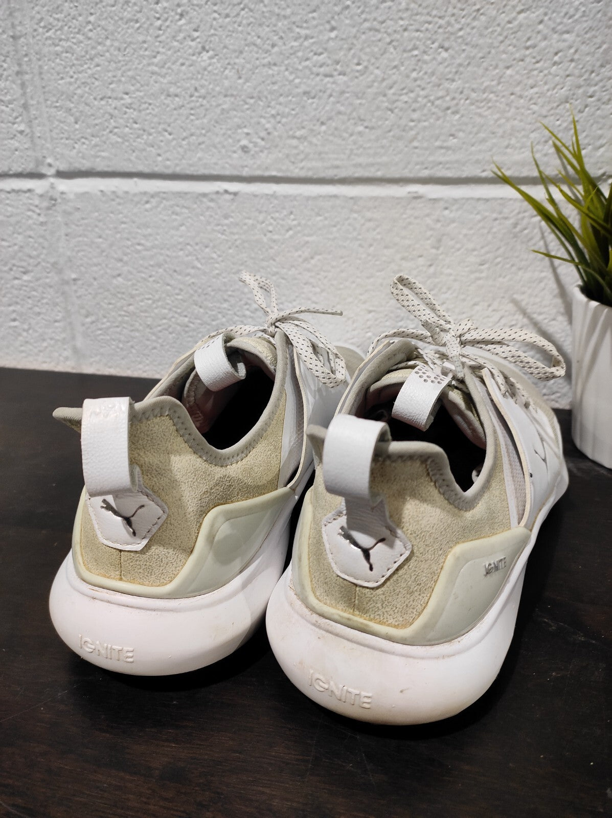 Puma Ignite NXT Golf Shoes Sneakers 05 Size 9 White Silver Spikeless