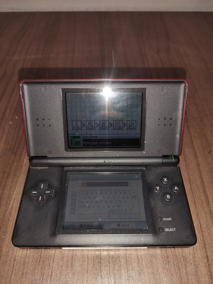 Nintendo DS Lite - Console with Stylus