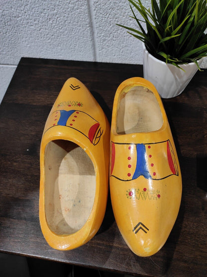 DUTCH WOODEN GARDEN CLOGS SHOES Size 23 Yellow US 5 / 5.5 Handmade Carved Wood