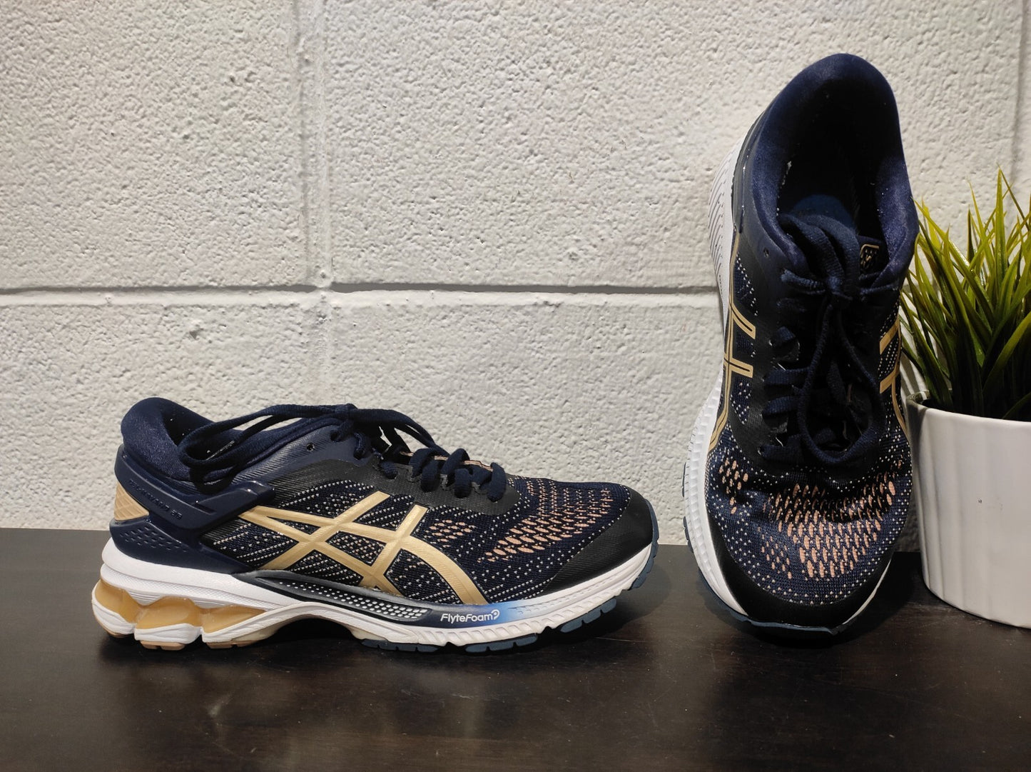 Asics Gel-Kayano 26 Navy Blue Gold Running Shoes 1012A457 Women Size 9 FlyteFoam