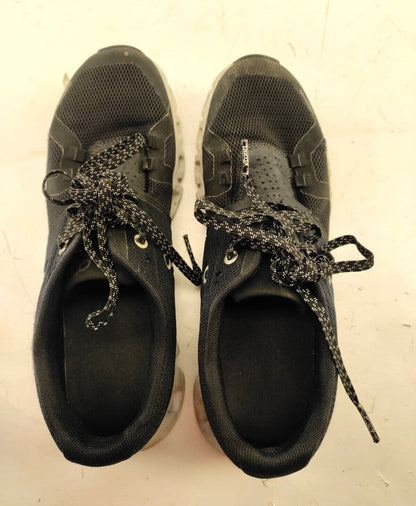 RARE ON Cloud OC Classic Black White Running shoes (US- W7)