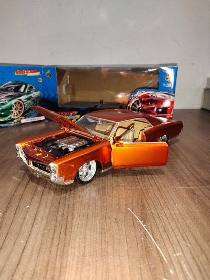Hot Wheels Whips West Coast Customs 1966 Pontiac GTO 1:18 Scale Diecast Car