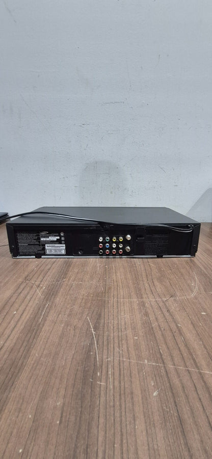 Samsung DVD-V6700 DVD/VCR Combo Player