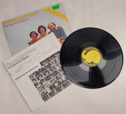 Childhood Nostalgia: Sharon, Lois & Bram 'One Elephant, Deux Elephants' Vinyl Record with Bookle