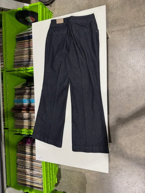 Contrast 6 New Jeans Petites