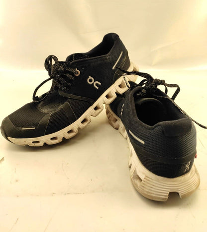 RARE ON Cloud OC Classic Black White Running shoes (US- W7)