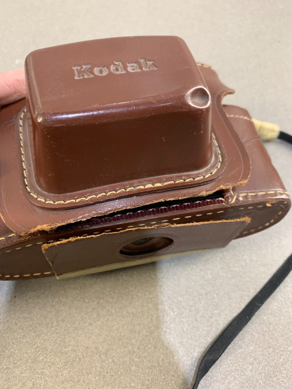 VINTAGE LATE 1940s EARLY 1950s KODAK PONY II CAMERA W CASE