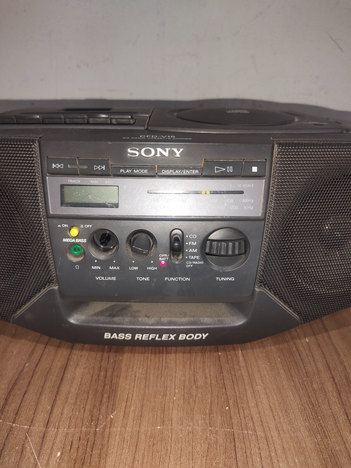 Sony Boom Box CFD-V15 Radio Cassette CD Player "MEGA BASS"