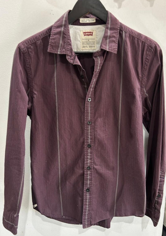 Levi's Slim Fit Dress Shirt Women's size S Stripped Burgundy