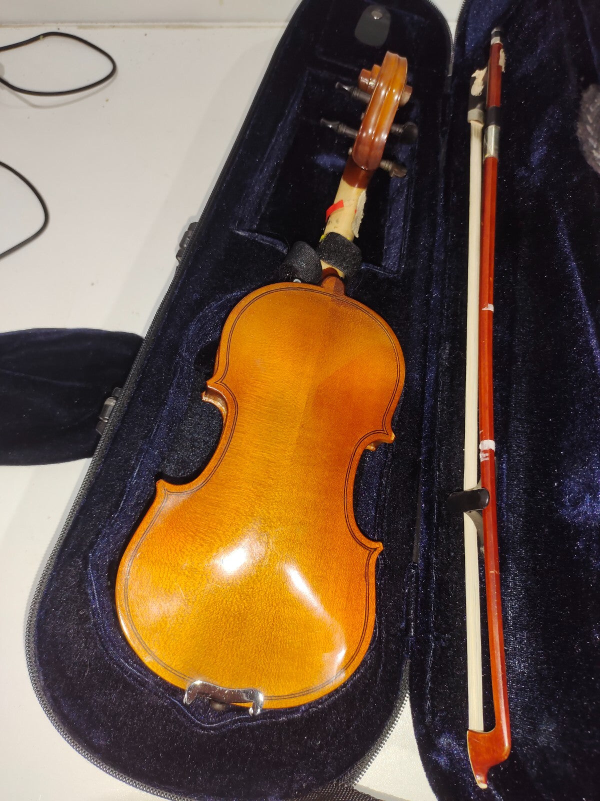 Collectible Vintage Violin With Case